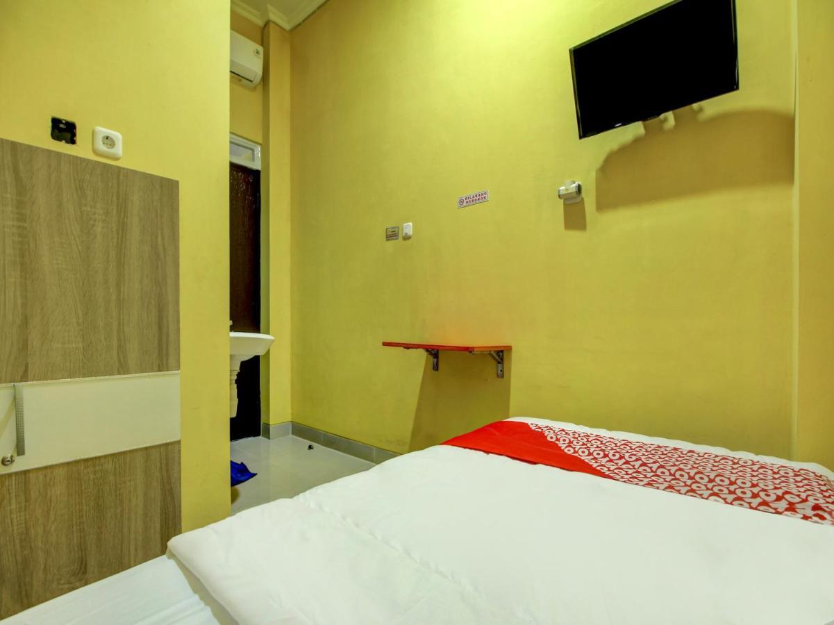 Super Oyo 90224 Hotel Palembang