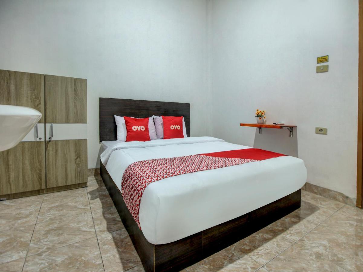 Super Oyo 90224 Hotel Palembang